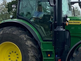 Customer Photo of Tractor Driving Wiltshire Customer Photo of Tractor Driving Wiltshire